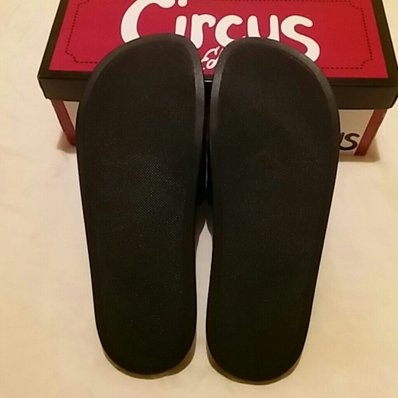 Sam Edelman Circus-Flynn Slide - Picture 3 of 3